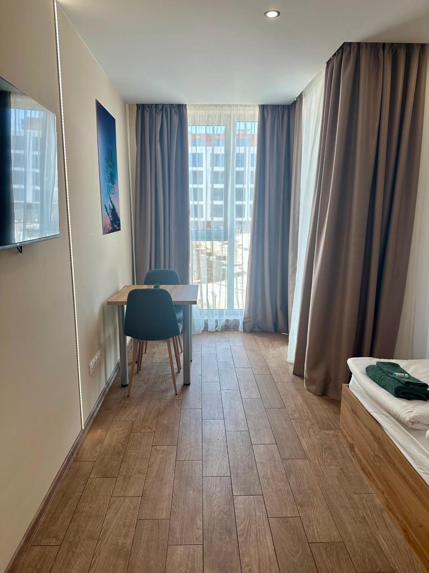 Music Flats Apartment *