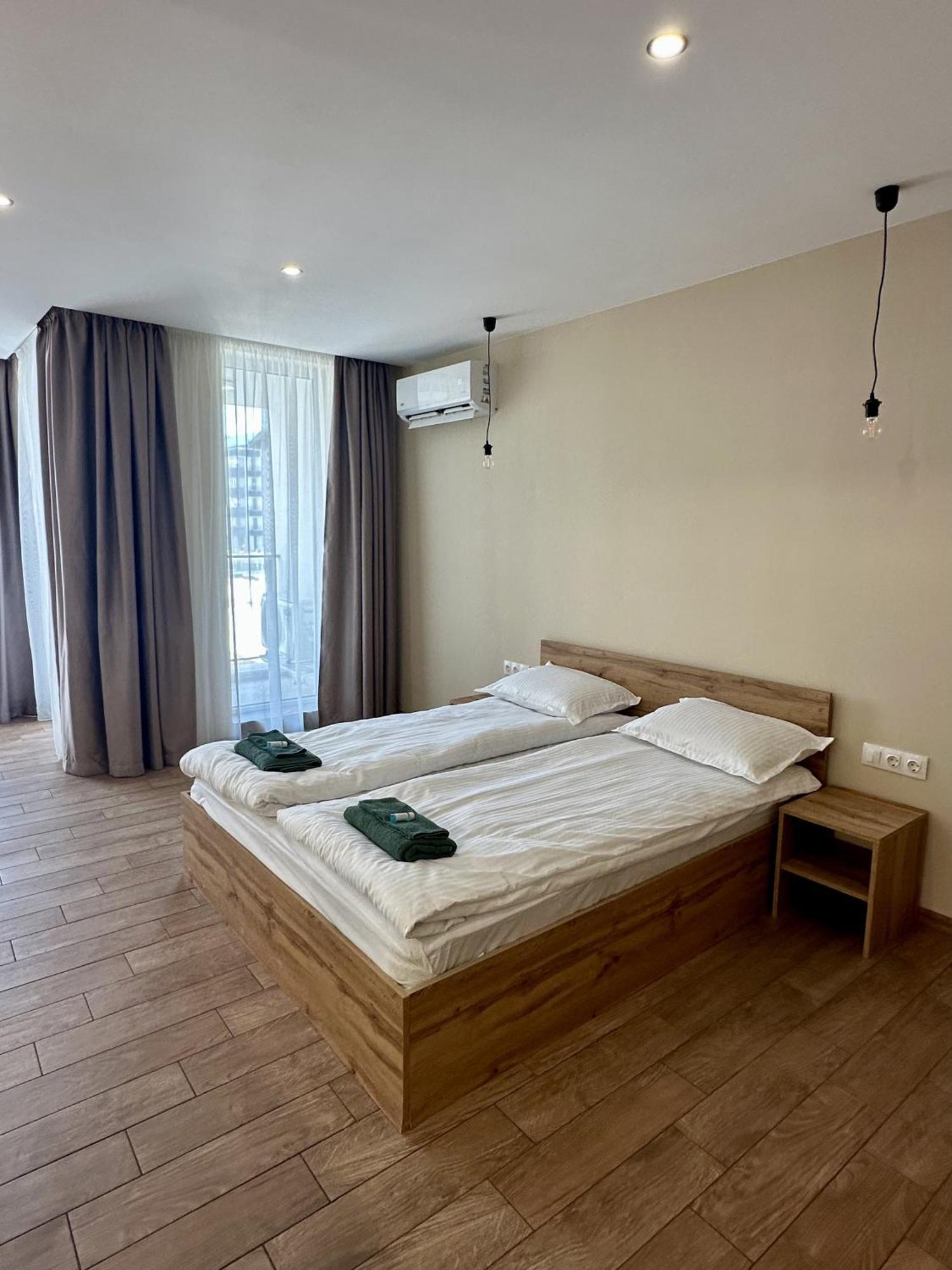 Music Flats Apartment *